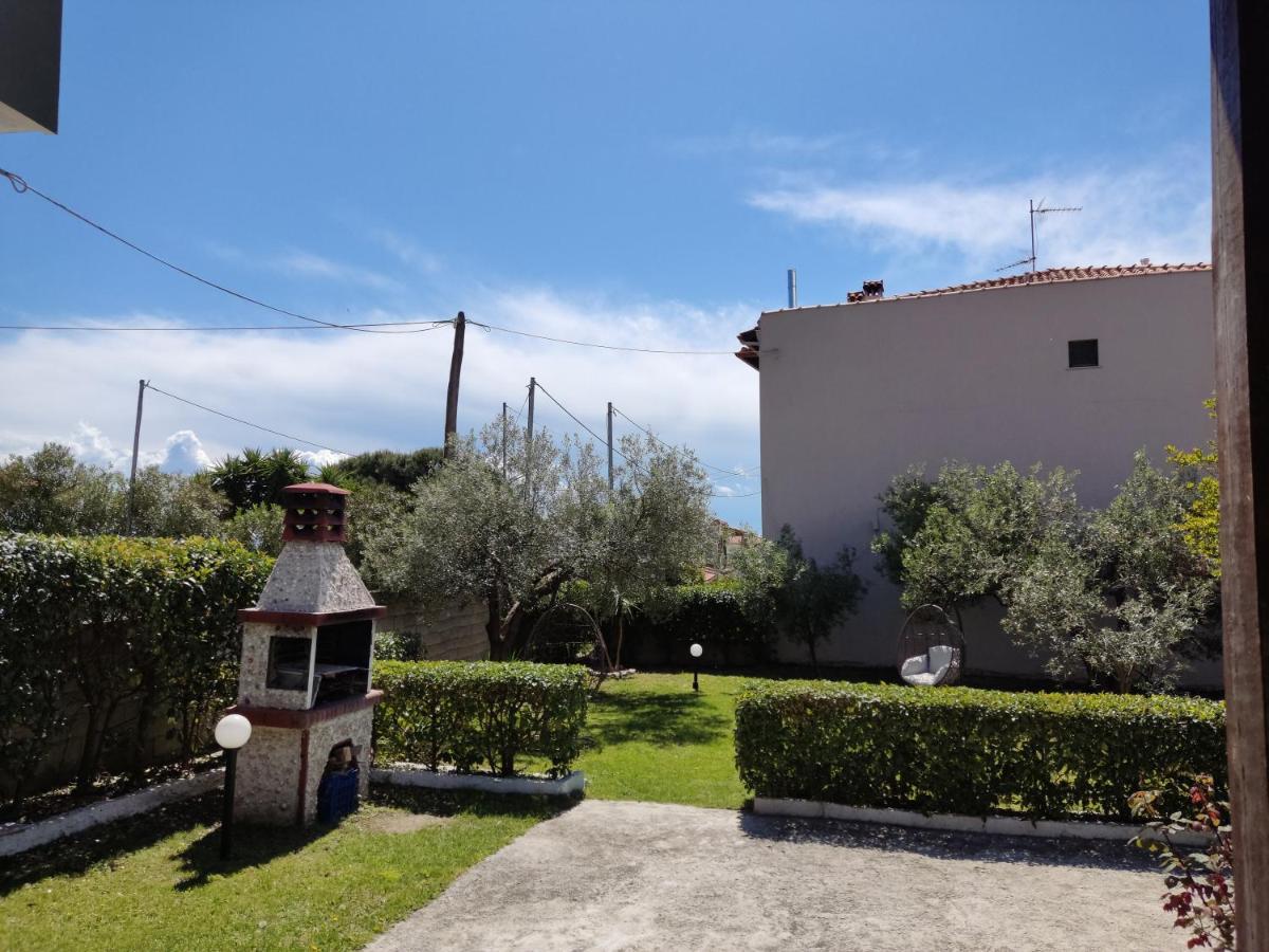 Elina House 2 Villa Nikiti  Bagian luar foto